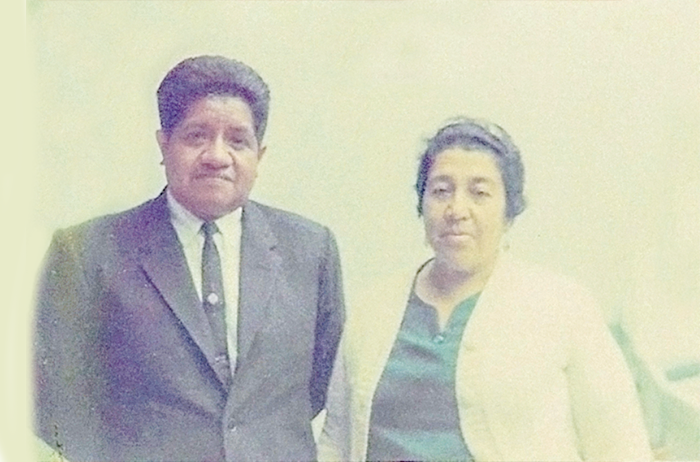 Luis Villota Chávez y Amalia Fajardo de Villota,  fundadores de la panaderia La Alsacia.