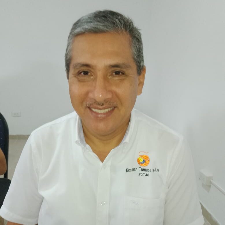 Luis Rosas, representante.