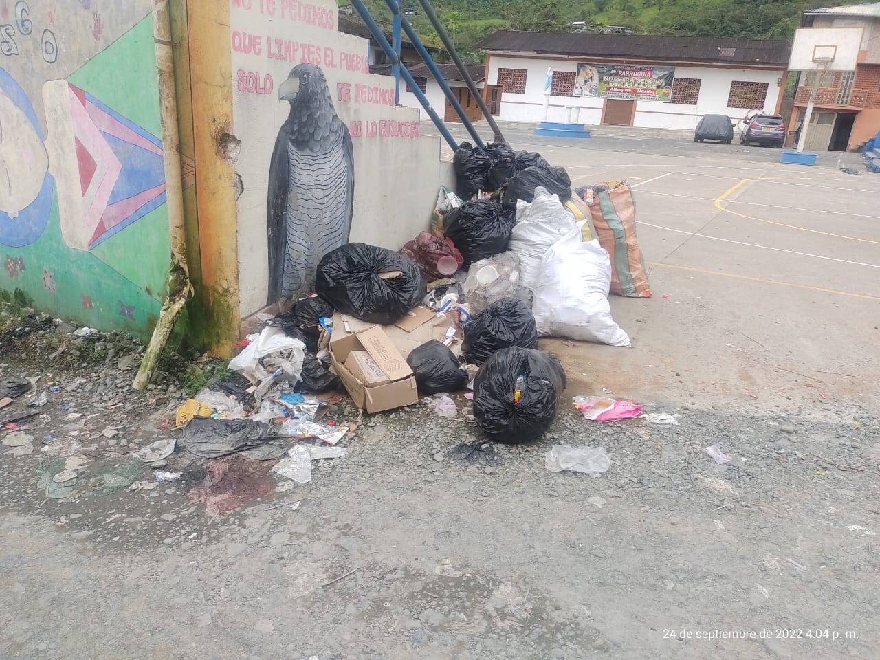 Denuncian abandono de basuras en Altaquer