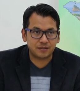 Mauricio Ortiz, secretario.