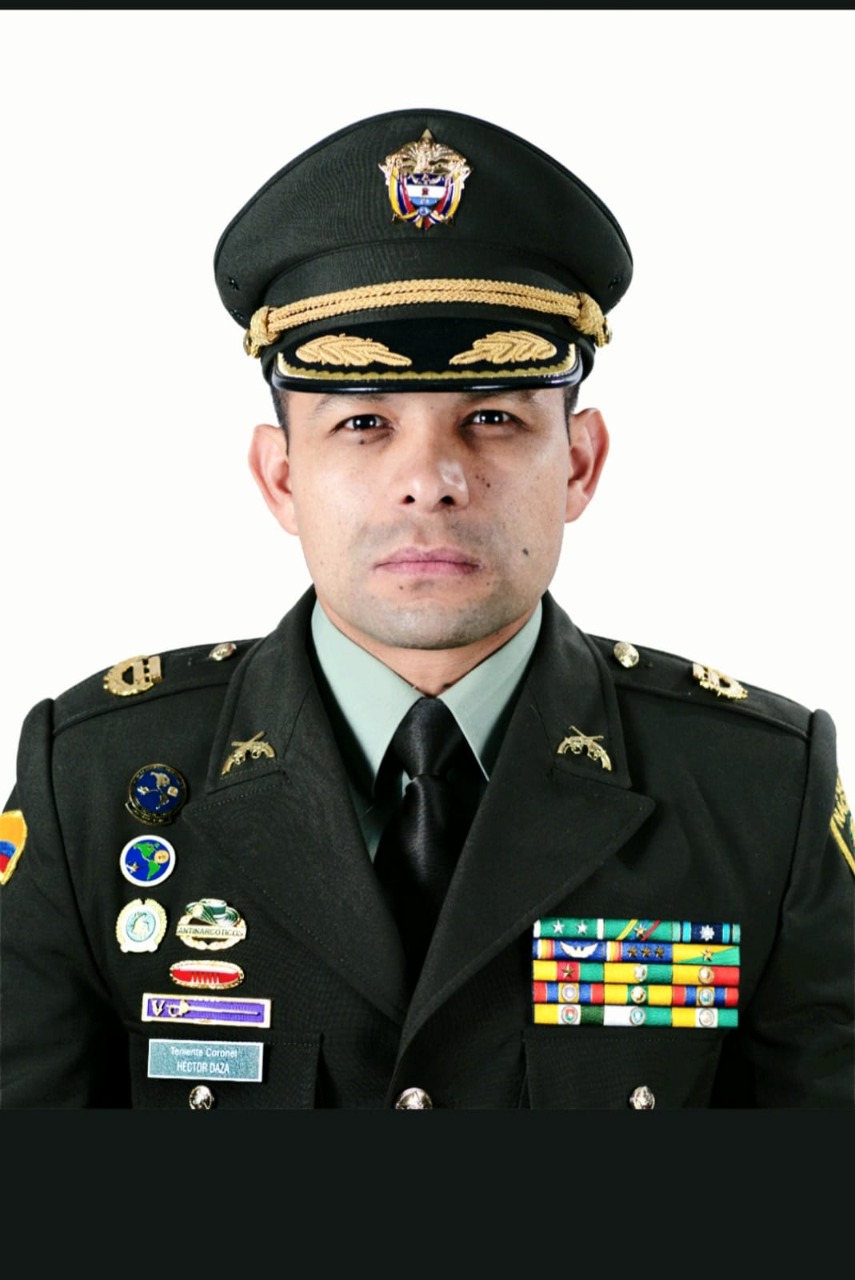 Coronel Héctor Daza comandante del primer distrito de Policía
