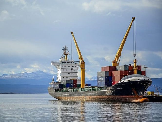 Ley del Congreso castiga fuerte a los buques que contaminan los mares