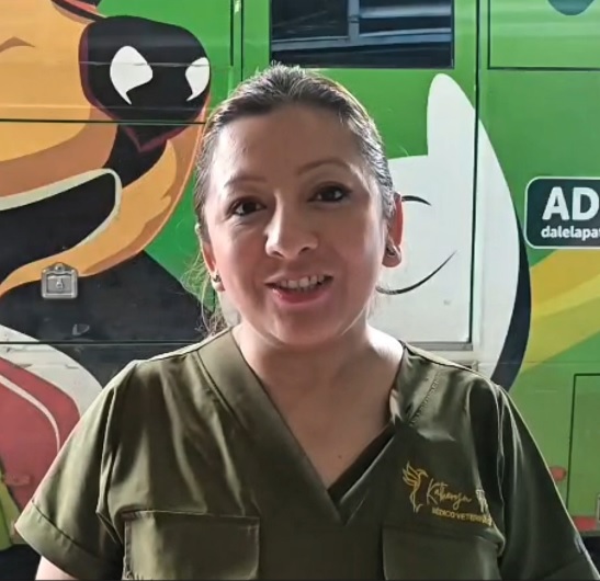 Katherine Fierro, médica veterinaria.