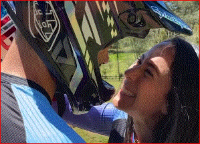 Mariana Pajón- mamá- Medallista olimpica- Bicicros- Vincent Pelluard- hijo- 29Nov-