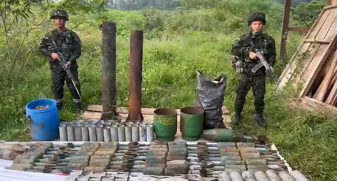 Ejército Nacional destruye depósito ilegal con explosivos en zona rural de Tumaco