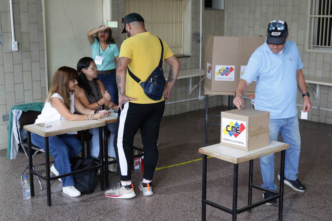 Un total de 3.144 candidatos quedaron inscritos para las elecciones legislativas