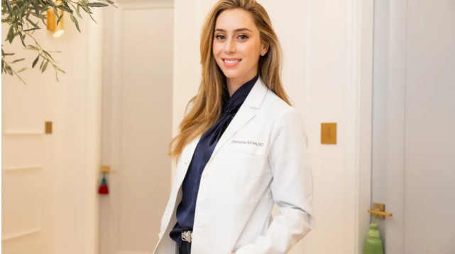 Dermatología advierte sobre el uso excesivo de retinol en el cuidado de la piel