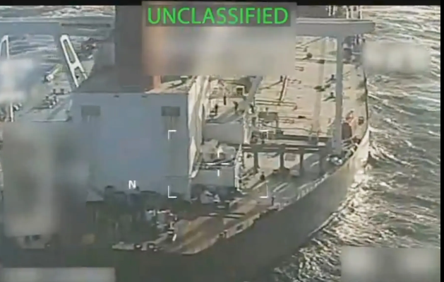 Trump ordena bloqueo naval total a petroleros sancionados que toquen Venezuela