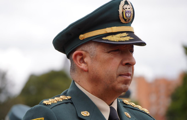 Petro reconfigura la cúpula militar en plena crisis de violencia: ¿fortaleza o riesgo político?