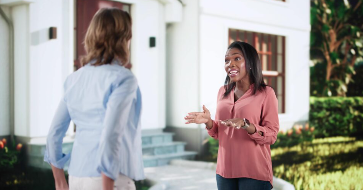 Vecinos sorprendidos: ley prohíbe colocar pancartas y avisos en fachadas de conjuntos residenciales