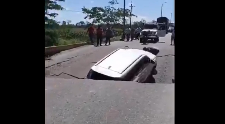 Colapso de puente en el Sur del Meta deja tres personas heridas