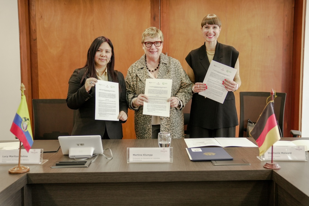 Colombia y Alemania se unen para que más estudiantes aprendan alemán en los colegios públicos