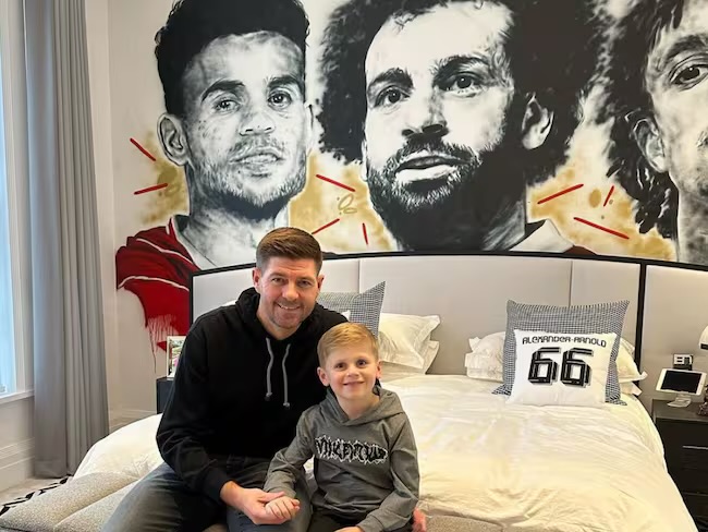 Steven Gerard y su gran admiración por Luis Díaz 