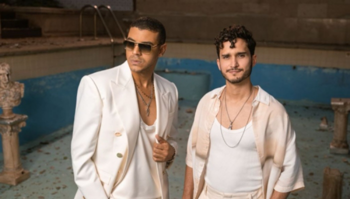 Manuel Medrano- Latin GRAMMY-Juntos- Superior- Andrés Obregón-