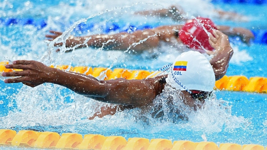 La natación colombiana gana protagonismo en el escenario internacional
