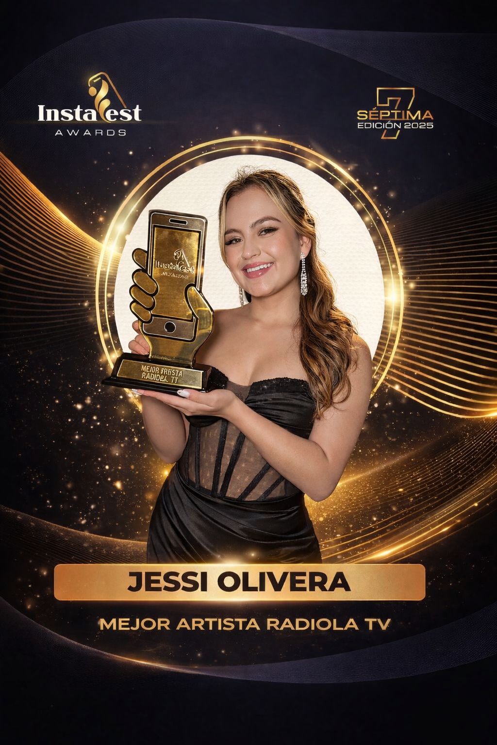 Jessi Olivera gana el premio a Mejor Artista Radiola TV en los Premios Instafest