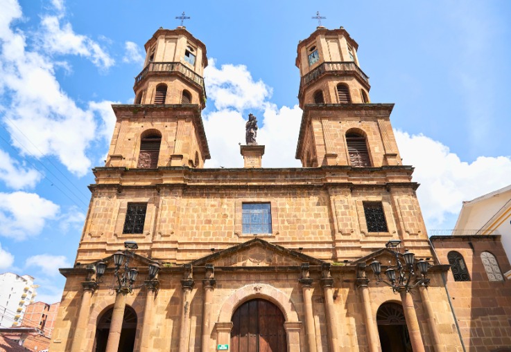 Cargos a funcionarios de ACUASÁN en San Gil, Santander.
