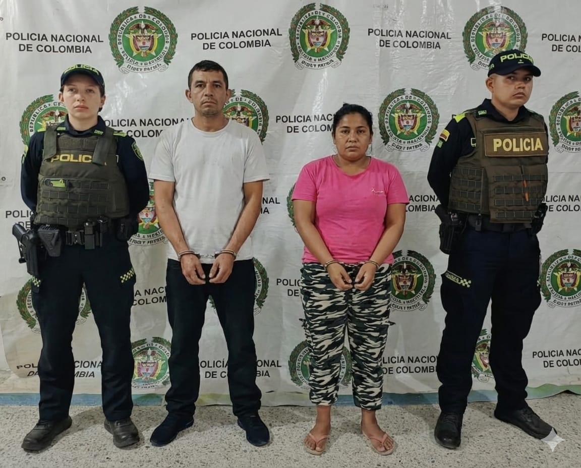 Le metió una puñalada