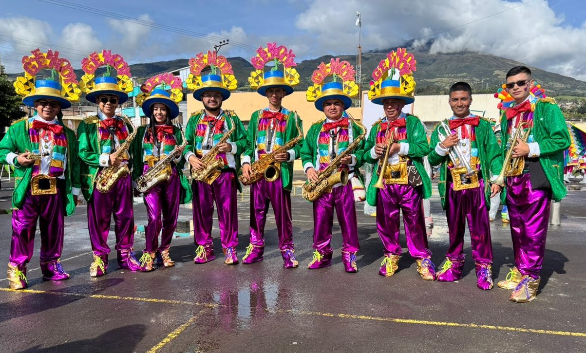 Dayro Carillo, Jeison Torres, Andrea Huertas, Santiago Nastar, Juan Villota, Leandro Cuasquer, Jairo Criollo, Jonathan Botina y Leyder Fernando pusieron a bailar a propios y visitantes con la presentación ‘Nueva Integración’.
