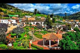 Uno de los pueblos más antiguos de Colombia, un destino que sorprende por su arquitectura colonial y sus bellos paisajes naturales.