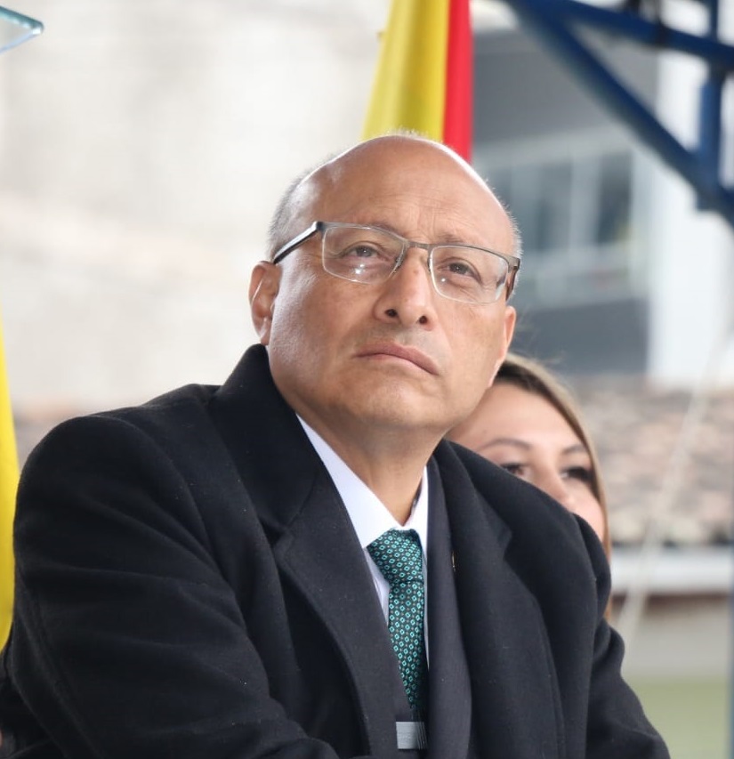 Nicolás Toro, alcalde.