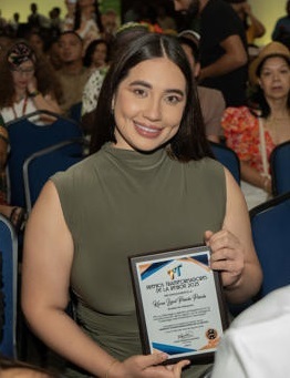 Karen Pineda, alcaldesa.