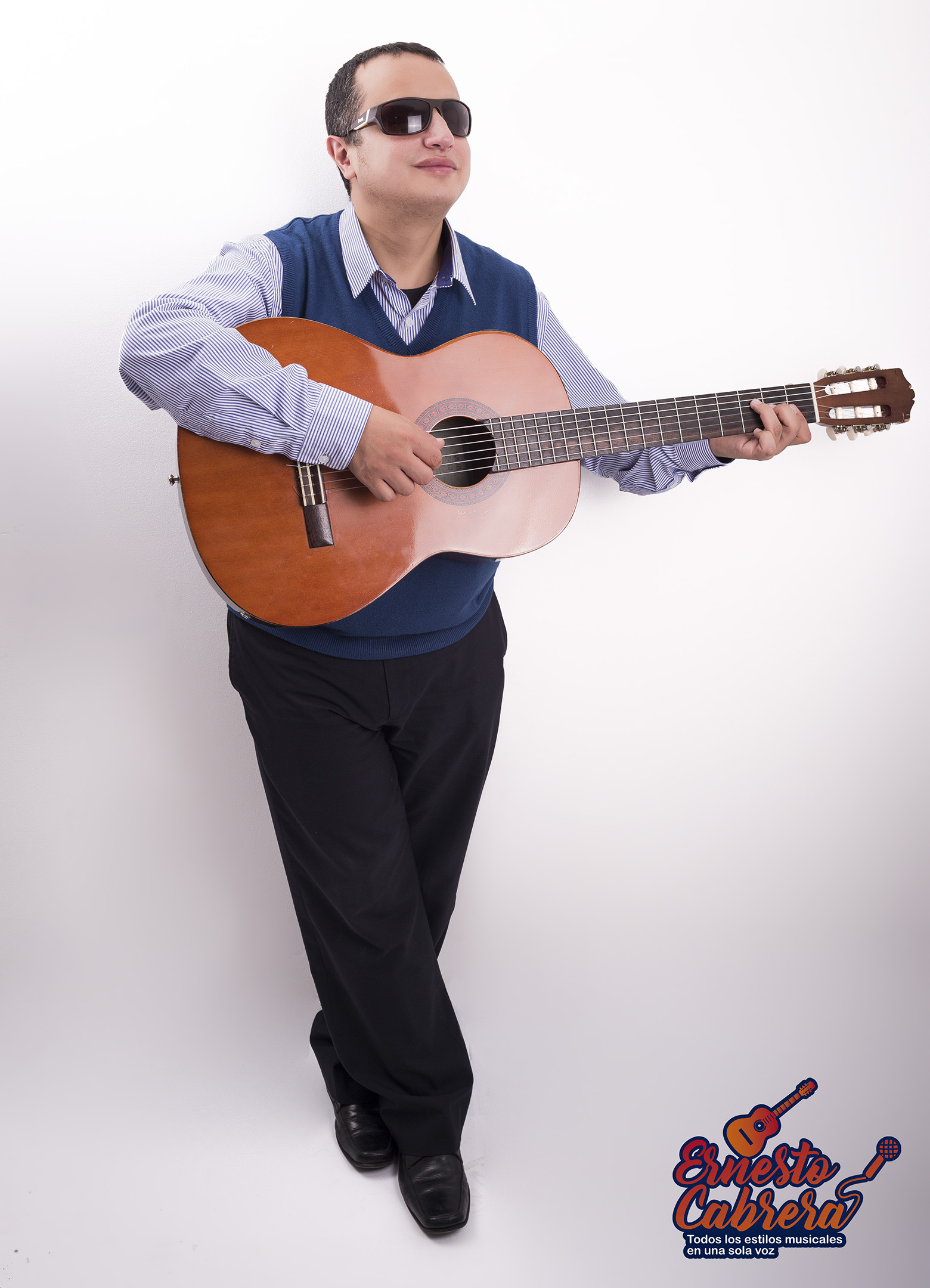 ‘Carnaval sin ti’, es la nueva propuesta musical del maestro Ernesto Cabrera, una melodía que retrata el lado más emotivo y nostálgico del Carnaval.