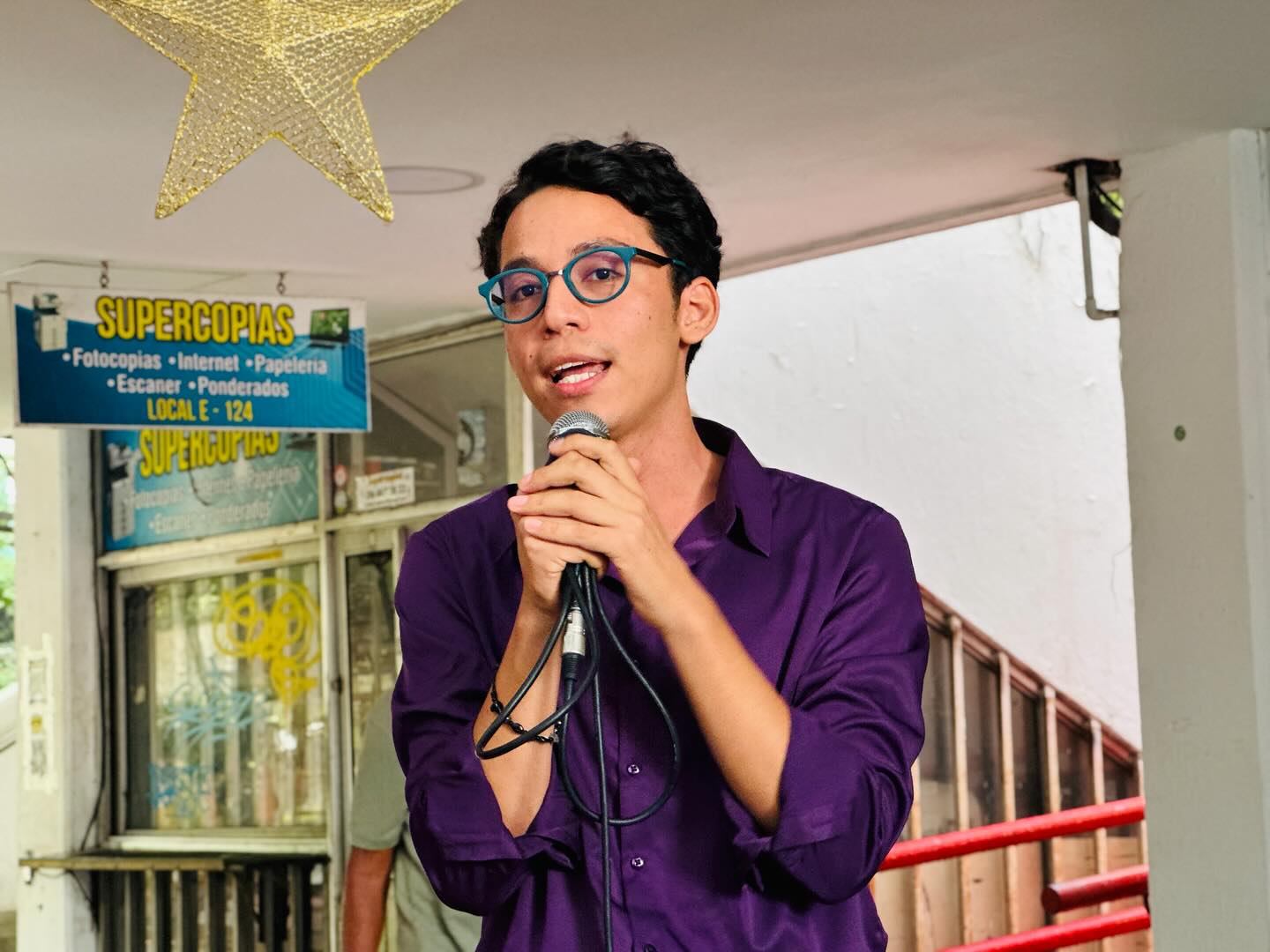 Trataron de entrar a su oficina