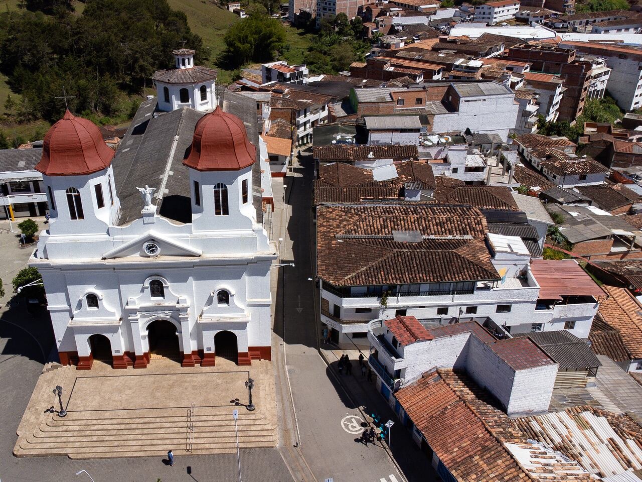 El pueblo de Antioquia que conquista con fresas y paisajes para los aventureros