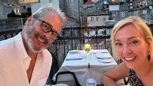 Una pareja decidió gastar su pensión recorriendo el mundo: consejos para viajar con poco presupuesto