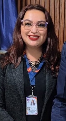 María Figueroa, secretaria.