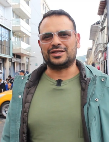 Andrés Valencia, peatón.