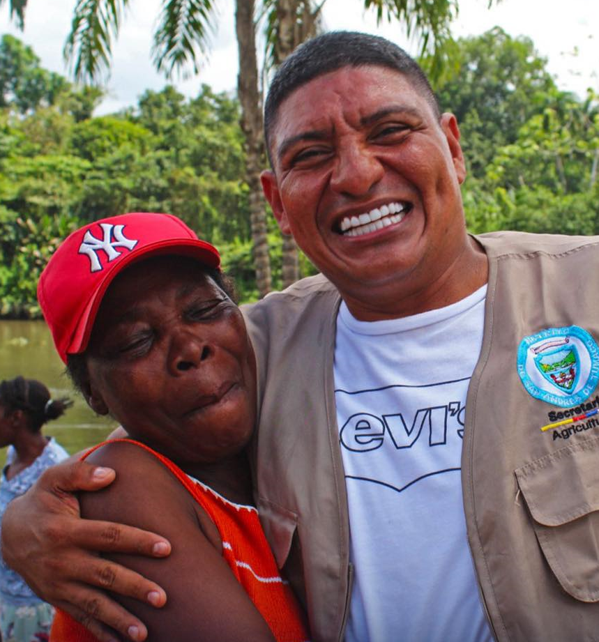 Luis Preciado, funcionario.