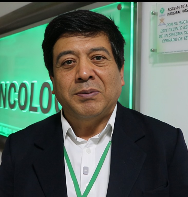 Ronal Bastidas, médico patólogo.