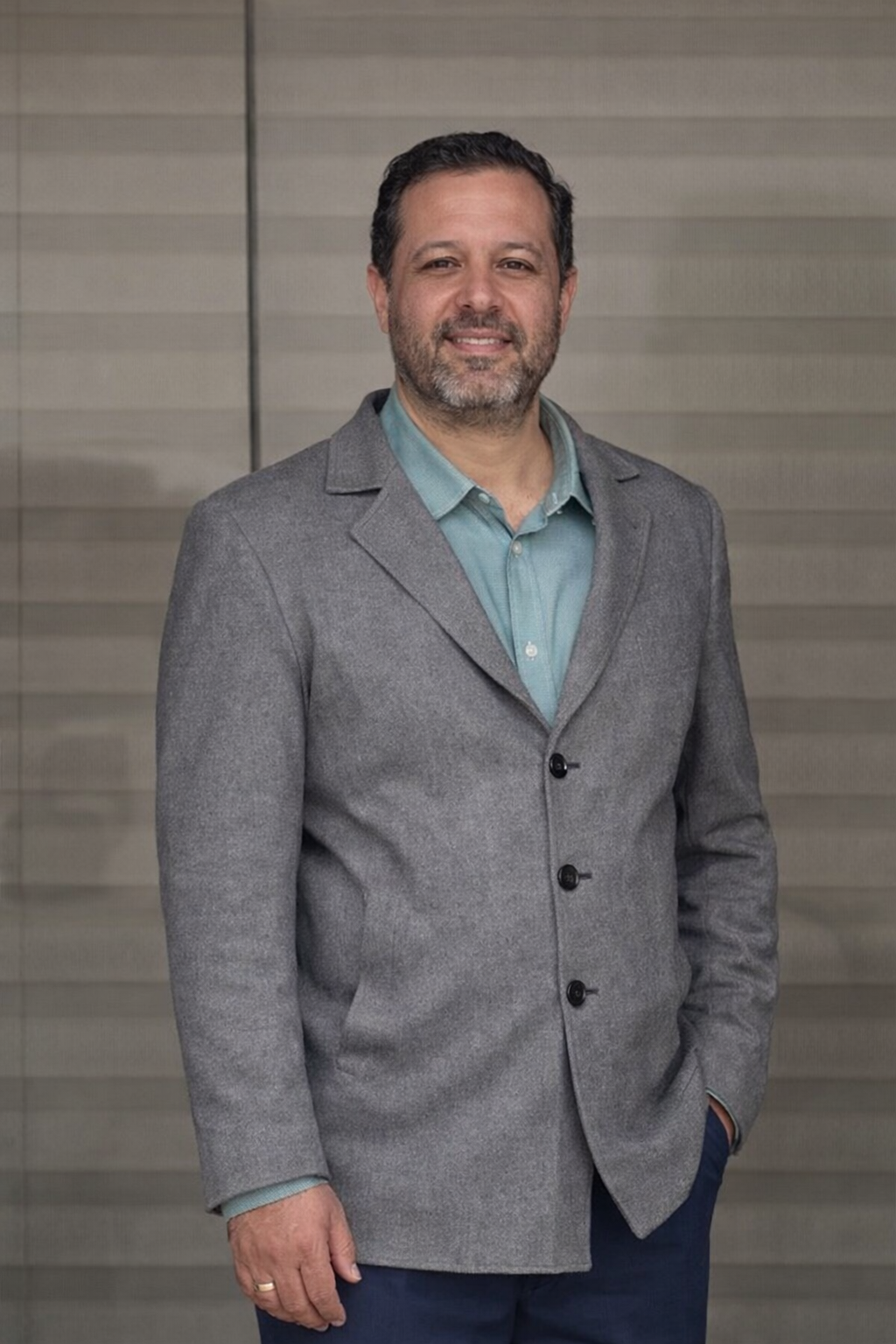 Juan Mejía, coordinador.