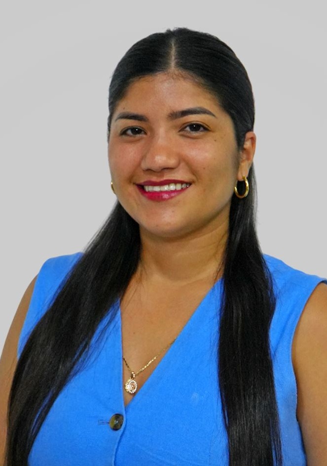 Teresa Das Neves, secretaria.