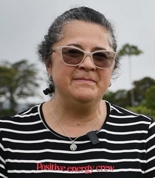 Carmen Quiñones, profesional.