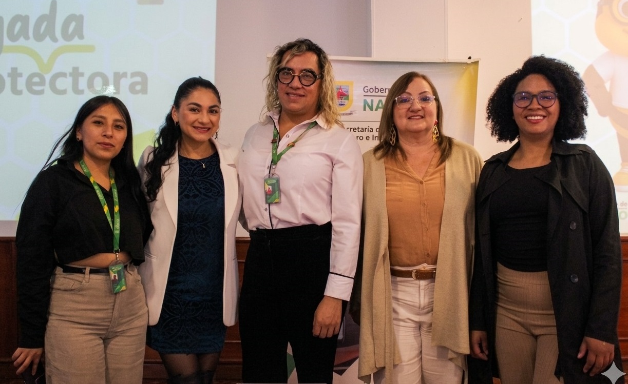 En la imagen, de izquierda a derecha: De izquierda a derecha Yurani Cuaran, Carolina Villota, Hilary Agreda, Liliana Montufar y Leidy Escobar, quienes participaron en la socialización del cronograma de la segunda versión de la Brigada Protectora, estrategia de la Secretaría del Equidad de Género e Inclusión Social de la Gobernación de Nariño.