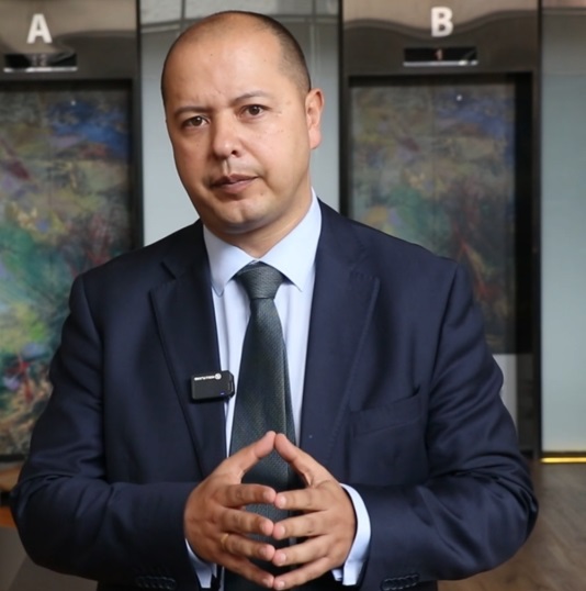 Arturo Ortega, presidente.