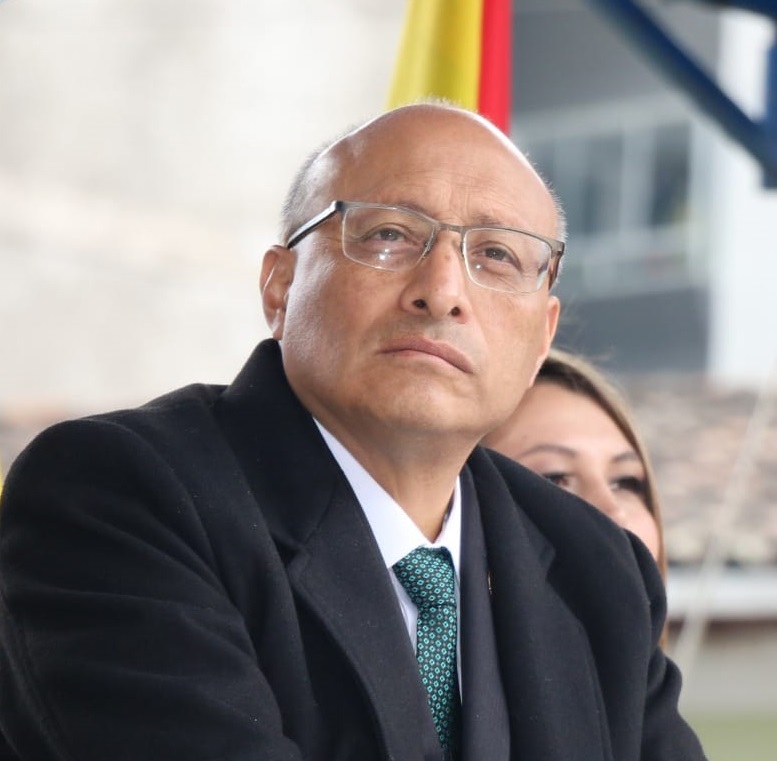 Nicolás Toro, alcalde.