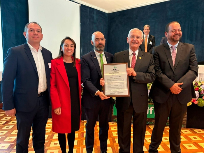 Asocolflores- Augusto Solano Mejía- Sac- Orden al Mérito-