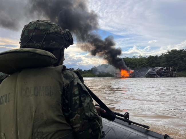 Amazonas- Ejército- Mineria Ilegal-
