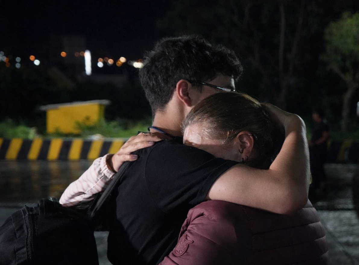 motivo reencuentro entre un joven líder nariñense y su madre, luego de los momentos de incertidumbre vividos en el departamento del Cauca.
