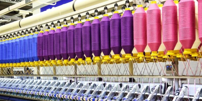 El tejido industrial en Colombia atraviesa un momento de expansión en 2026, impulsado por la recuperación económica, la innovación tecnológica y el fortalecimiento del consumo interno. Este segmento, fundamental dentro de la cadena textil, se posiciona como un motor clave para la industria nacional y la generación de empleo.