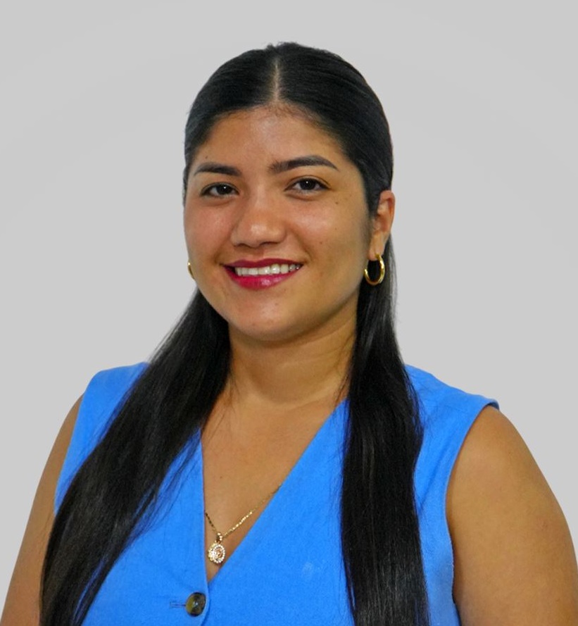 Teresa Das Neves, secretaria.