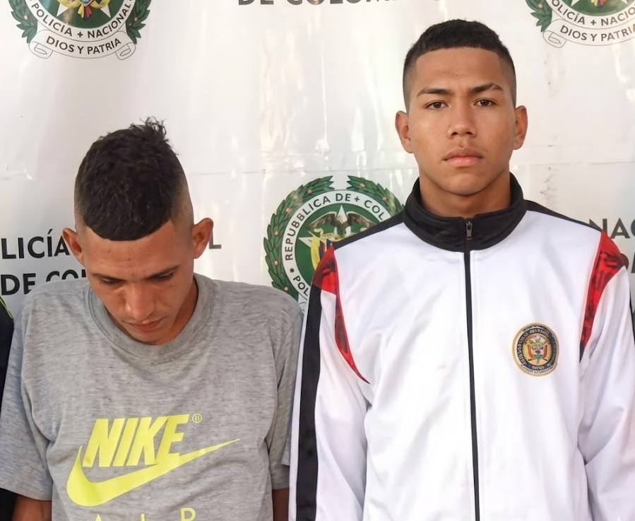 La Policía de Tránsito de Putumayo capturó a dos hombres, identificados preliminarmente como Damián Rodríguez y Juan Villareal.