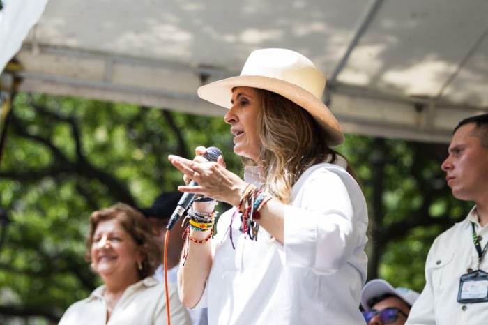 Uribe- Elecciones 2026- Paloma Valencia- Cepeda-Paz Total-