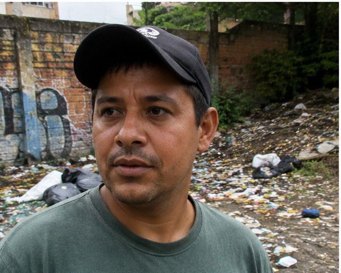 Denuncian acumulación de residuos en lote del barrio Alfonso López, en Cali