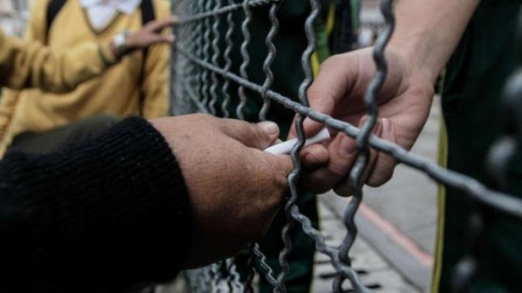 Crisis de seguridad en el barrio La Estrada por la instalación de campamentos ilegales y microtráfico en los parques