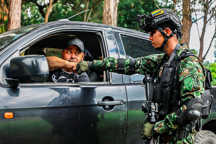 Puente Festivo- San Pedro y San Pablo- Ejército- Viaje seguro- 27Jun-